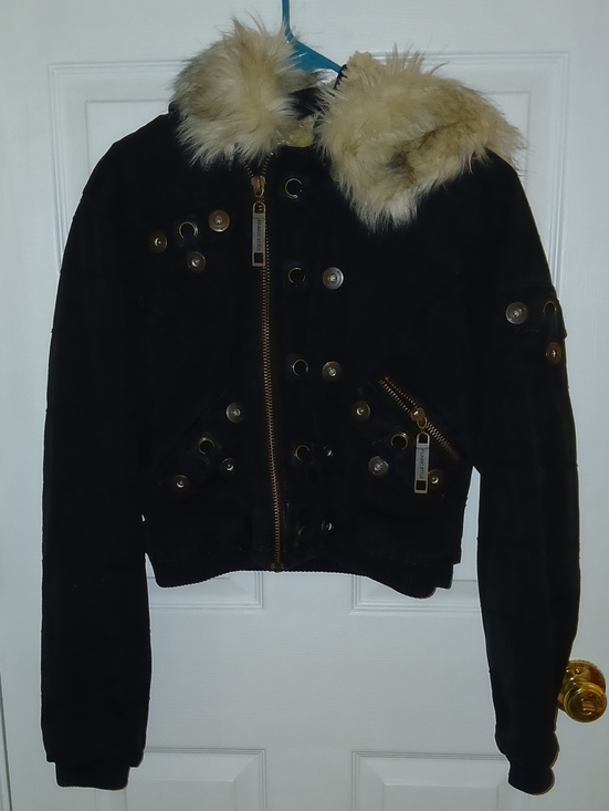 picasso style Jackets & Blazers - Women’s Black Bomber Jacket with Cream Faux Fur Collar